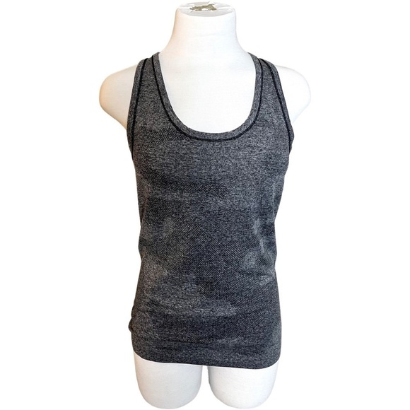 New Balance Heathered Grey Workout Tank Top - Picture 2 of 5